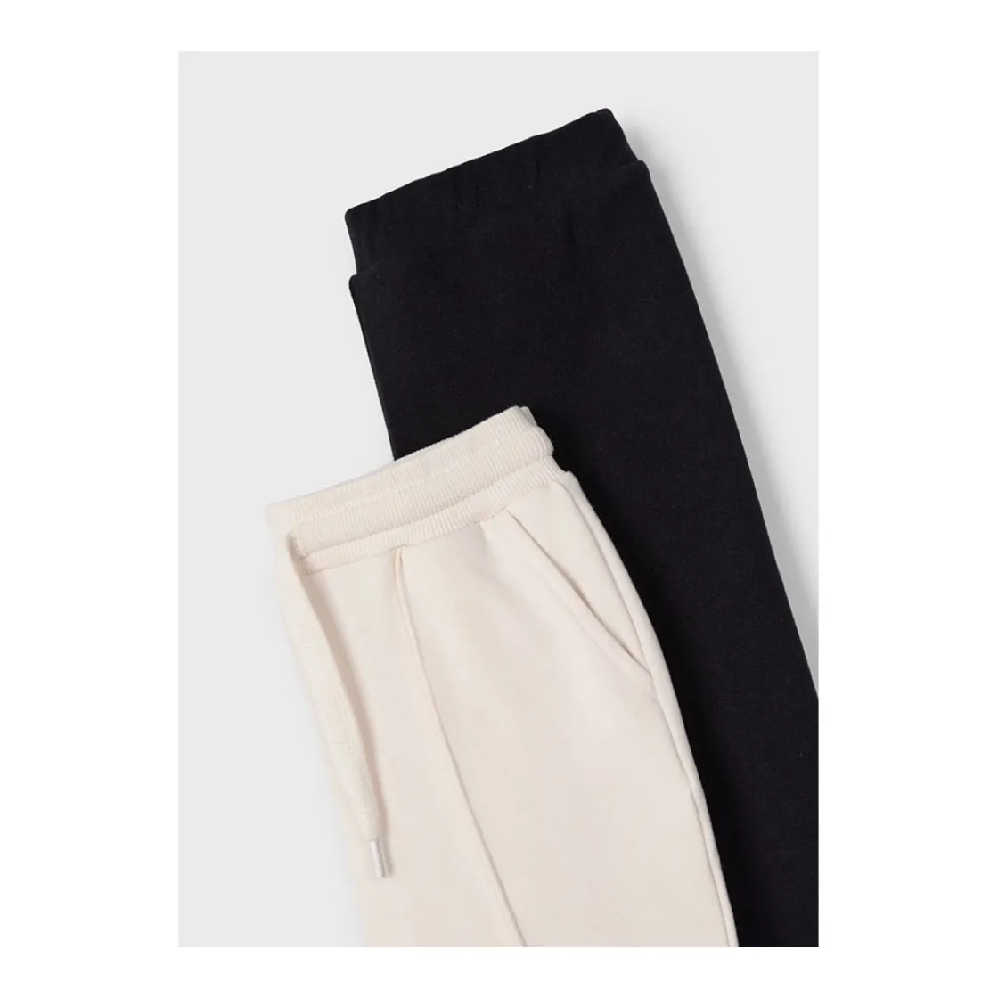chandal__pantalones__mayo_2.webp Outlet Chandal 2 pantalones Conjuntos