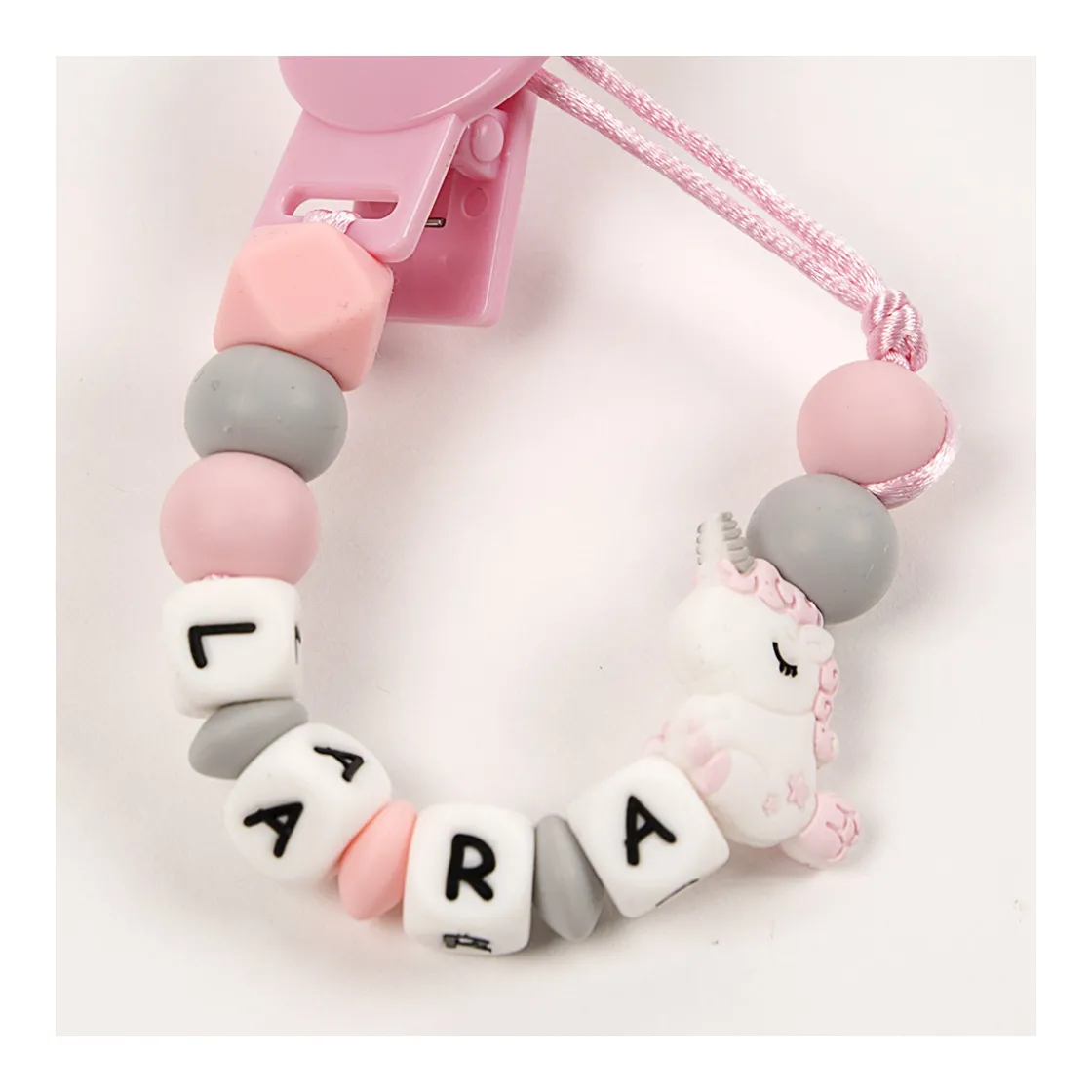 chupetero_silicona_person_1-3.webp Discount Chupetero silicona personalizado Unicorn Chupetes