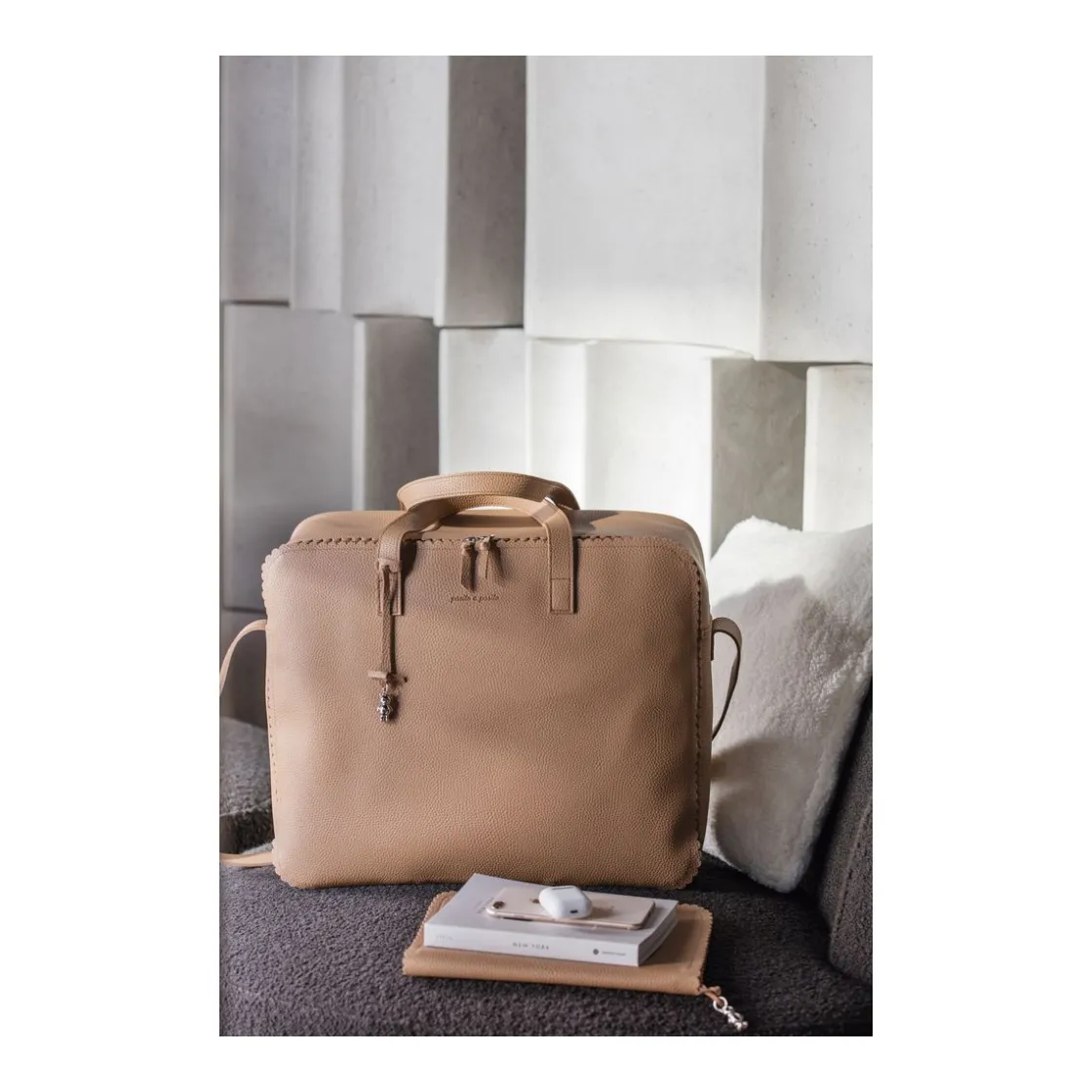 maleta_icon_pasito_a_pasi_0.webp Discount Maleta Icon Bolsos