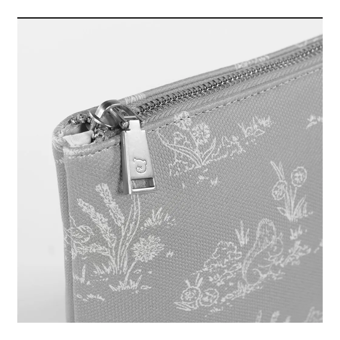 neceser_pasito_a_pasito_t_3.webp Fashion Neceser Toile de Jouy Forest Bolsos