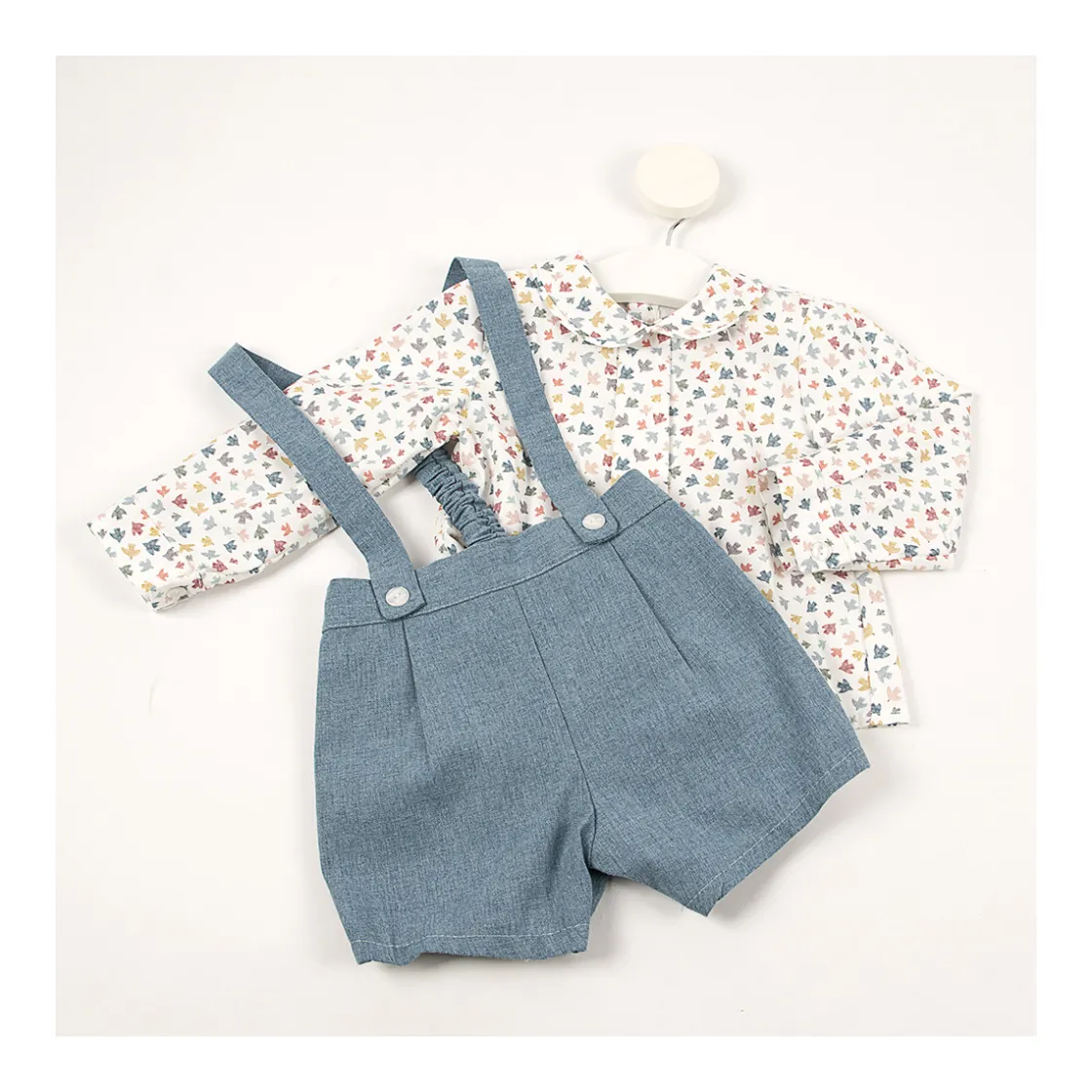 conjunto_camisa_pajaritos_3.webp Fashion Conjunto camisa pajaritos y peto micropana Pololos Y Ranitas