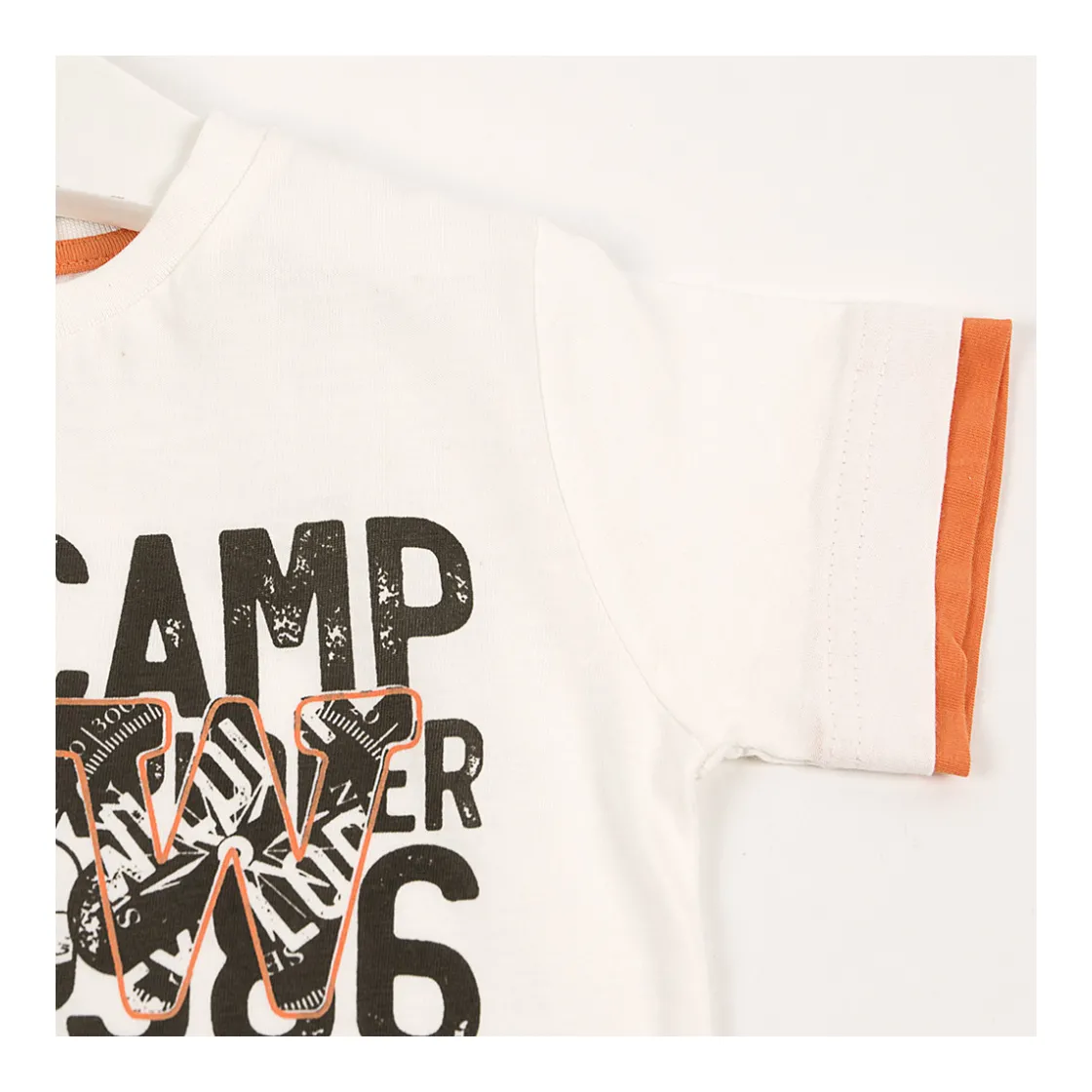 conjunto_camiseta_y_bermu_3-3.webp Fashion Conjunto camiseta y bermuda Camp Conjuntos