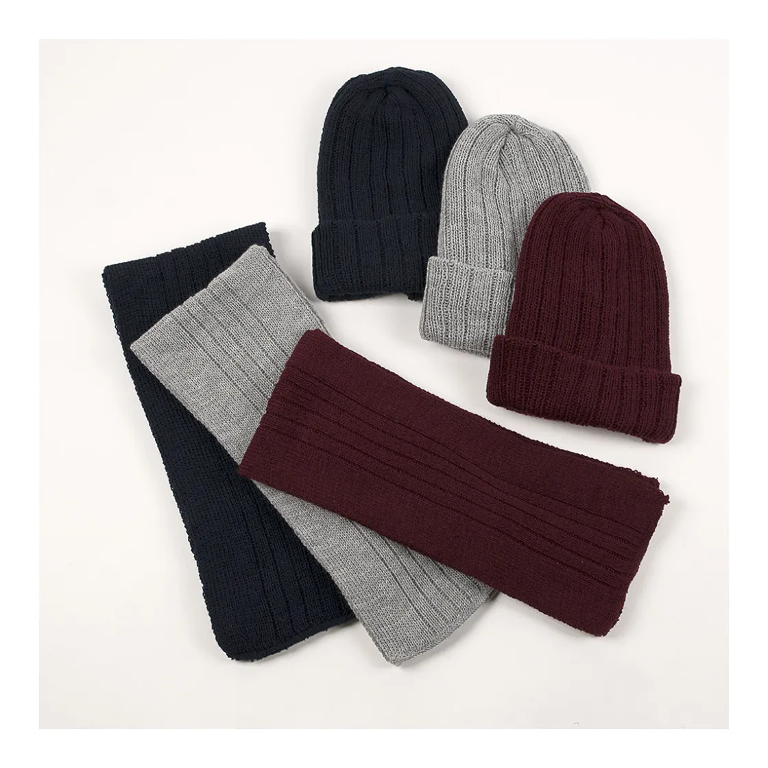 conjunto_gorro_y_bufanda__0.webp New Conjunto gorro y bufanda canale Manoplas Y Gorros