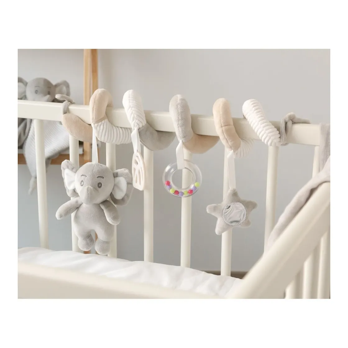 peluche_espiral_elefante__1.webp Outlet Peluche espiral elefante gris y beige Juguetes