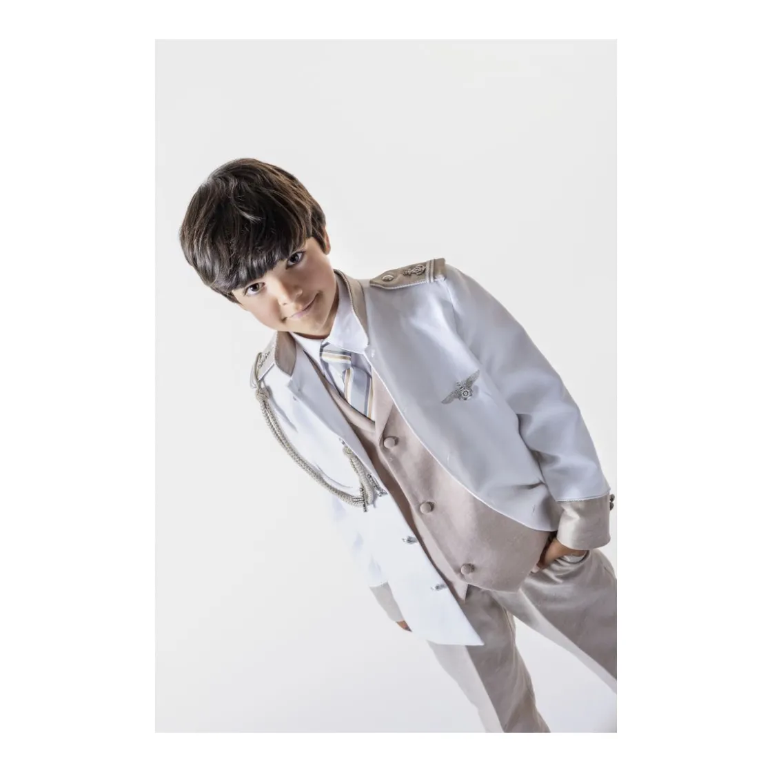 traje_de_comunion_almiran_1.webp Online Traje de comunion almirante lino blanco con beige Bautizo, Ceremonia Y Comunión